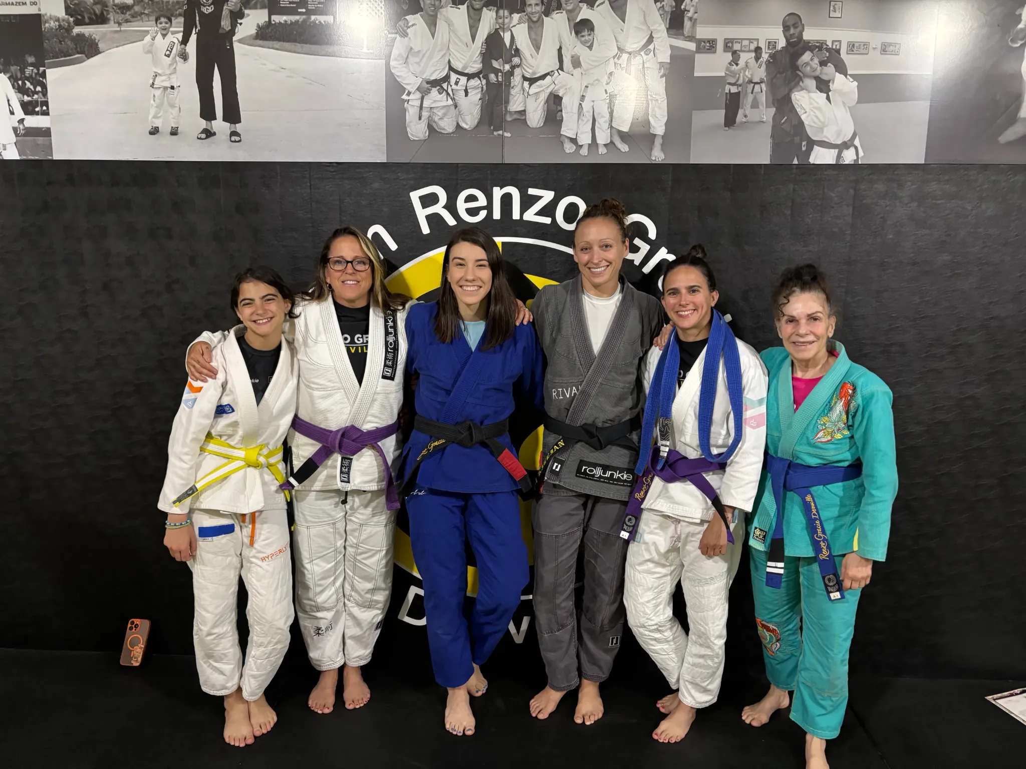 Women’s Brazilian Jiu-Jitsu class
